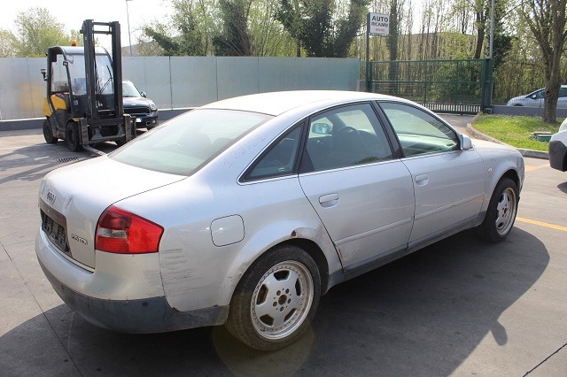 AUDI A6 2.5 D 110KW 6M 4P (1999) RICAMBIO USATO 