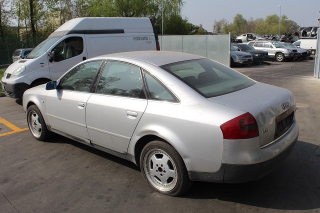 AUDI A6 2.5 D 110KW 6M 4P (1999) RICAMBIO USATO 
