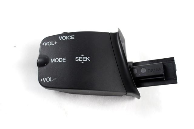 MULTIFUNKCIJSKI VOLAN OEM N. 3M5T-14K147-BE ORIGINAL REZERVNI DEL FORD FOCUS DA HCP DP MK2 R BER/SW (2008 - 2011) BENZINA/GPL LETNIK 2009