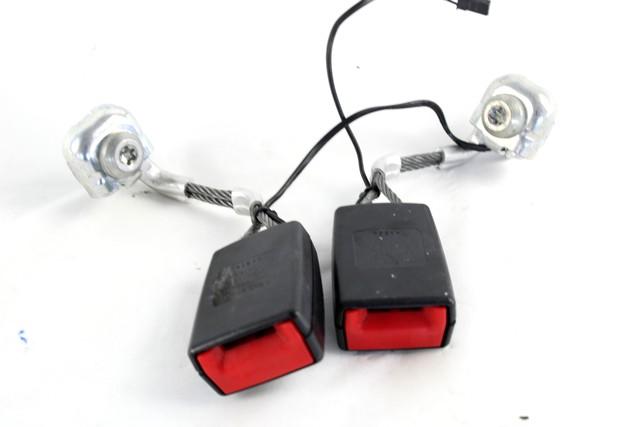 KONZOLE IN SINE SEDEZEV OEM N. 59780 FIBBIE AGGANCIO CINTURE DI SICUREZZA POSTERI ORIGINAL REZERVNI DEL BMW SERIE 5 F10 F11 (2010 - 2017) DIESEL LETNIK 2014