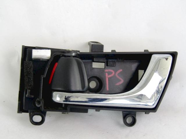 NOTRANJA KLJUKA  OEM N. 61051AG010JC ORIGINAL REZERVNI DEL SUBARU LEGACY BL BP MK4 (2003 - 2009) DIESEL LETNIK 2009
