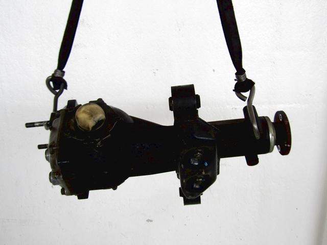 ZADNJI DIFERENCIAL OEM N. 27011AB150 ORIGINAL REZERVNI DEL SUBARU LEGACY BL BP MK4 (2003 - 2009) DIESEL LETNIK 2009