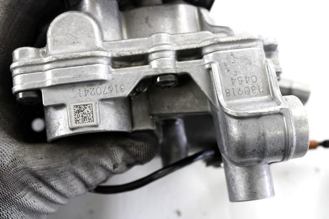 PUMPA OLJA OEM N. 31670241 ORIGINAL REZERVNI DEL VOLVO V40 MK1R 525 526 (2016 - 2019)DIESEL LETNIK 2018