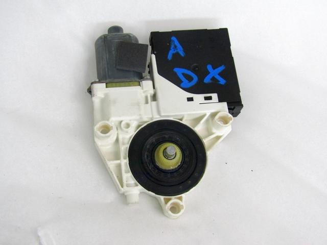 DVIZNI MEHANIZEM SPREDNIH STEKEL  OEM N. 18068 MOTORINO ALZACRISTALLO PORTA ANTERIORE ORIGINAL REZERVNI DEL AUDI A3 MK2 8P 8PA 8P1 (2003 - 2008)BENZINA LETNIK 2005