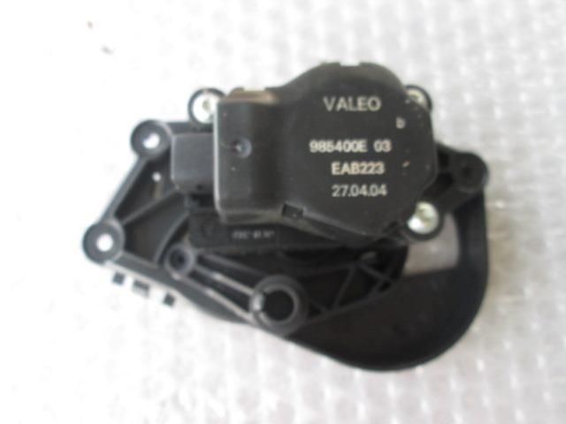 MOTORCEK OGREVANJA OEM N. EAB223 ORIGINAL REZERVNI DEL BMW SERIE 1 BER/COUPE/CABRIO E81/E82/E87/E88 (2003 - 2007) DIESEL LETNIK 2004