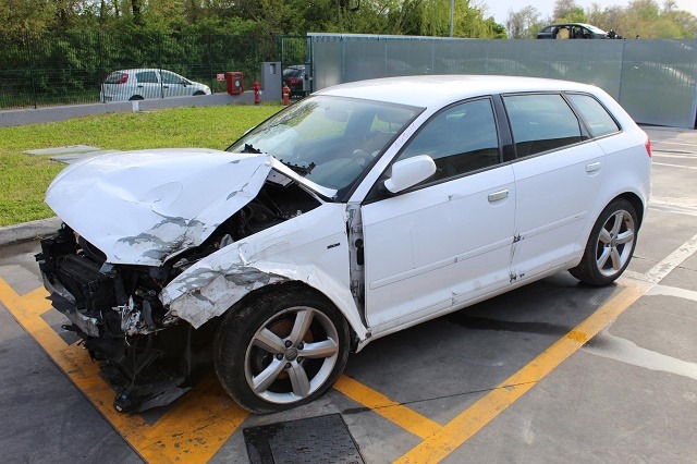 AUDI A3 2.0 D 103KW AUT 5P (2011) RICAMBIO USATO 