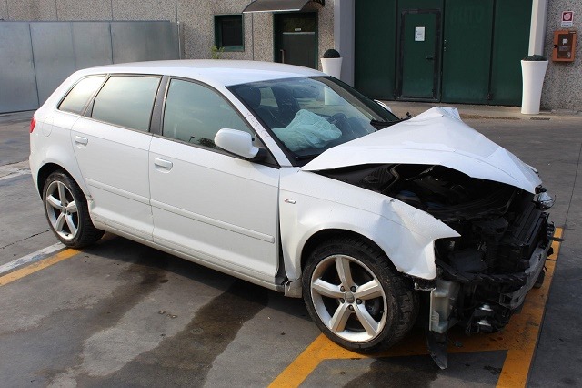 AUDI A3 2.0 D 103KW AUT 5P (2011) RICAMBIO USATO 
