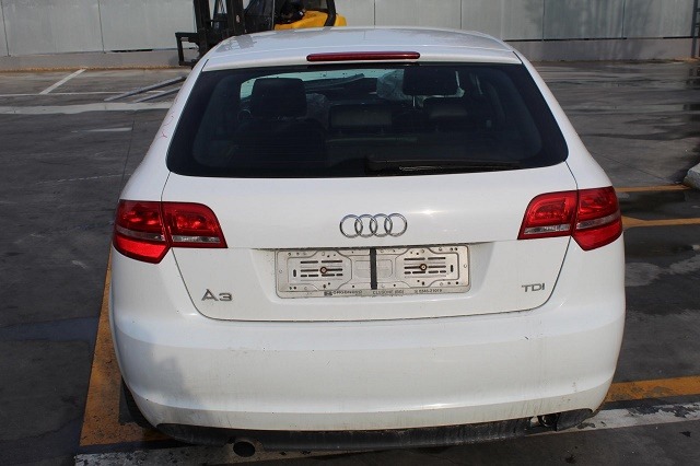 AUDI A3 2.0 D 103KW AUT 5P (2011) RICAMBI IN MAGAZZINO