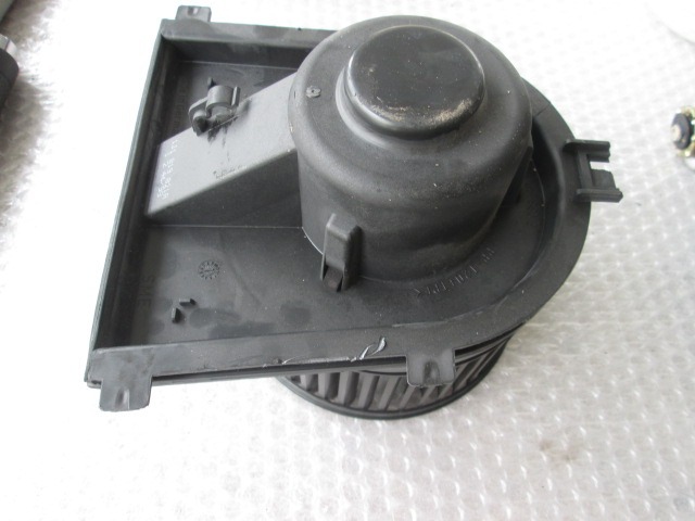 VENTILATOR  KABINE  OEM N. 1J1019021A ORIGINAL REZERVNI DEL VOLKSWAGEN POLO 6N2 (10/1999 - 04/2002)DIESEL LETNIK 2000