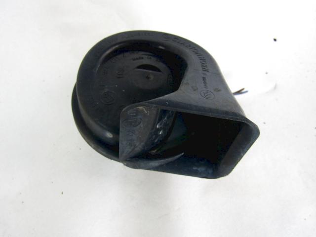 HUPA  OEM N. 61337192040 ORIGINAL REZERVNI DEL BMW SERIE 1 BER/COUPE/CABRIO E81/E82/E87/E88 LCI R (2007 - 2013) DIESEL LETNIK 2010