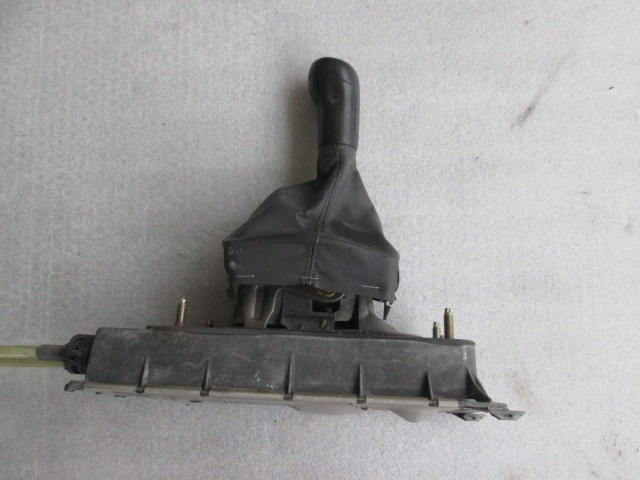 MEHANIZEM VZVODA ROCNEGA MENJALNIKA OEM N. 6Q0711049BA ORIGINAL REZERVNI DEL VOLKSWAGEN POLO 9N R (2005 - 10/2009) BENZINA/GPL LETNIK 2005