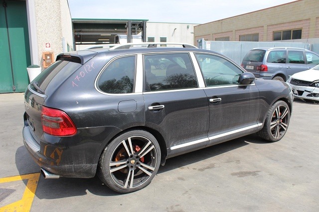 PORSCHE CAYENNE 4.5 B 4X4 250KW AUT 5P (2004) RICAMBIO USATO 