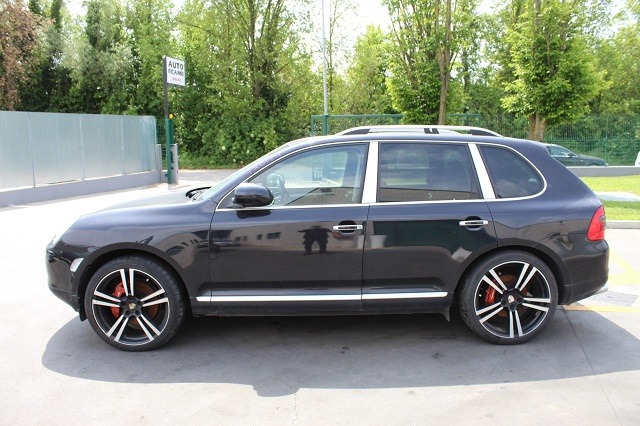 PORSCHE CAYENNE 4.5 B 4X4 250KW AUT 5P (2004) RICAMBIO USATO 