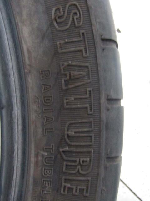 4 LETNE PNEVMATIKE OEM N. 285/35 R22 ORIGINAL REZERVNI DEL 28522 LETNIK 2018