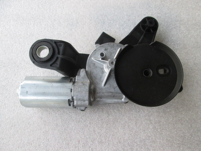 MOTORCEK ZADNJEGA BRISALCA OEM N. 7311415 ORIGINAL REZERVNI DEL BMW SERIE 3 F30/F31 BER/SW (2012 - 2019) DIESEL LETNIK 2013