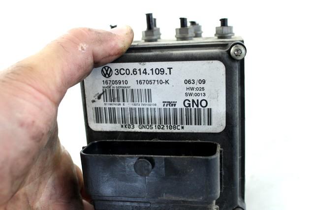 ABS AGREGAT S PUMPO OEM N. 3C0614109T ORIGINAL REZERVNI DEL VOLKSWAGEN PASSAT B6 3C2 3C5 BER/SW (2005 - 09/2010)  DIESEL LETNIK 2009