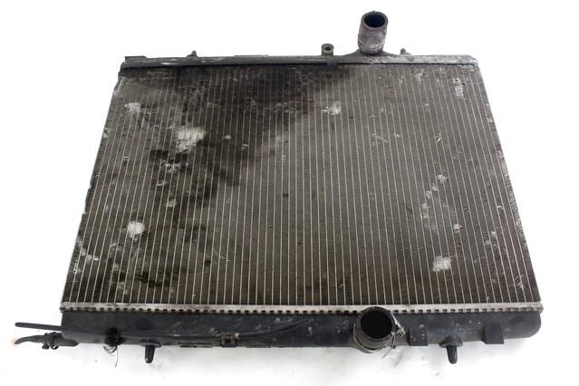 RADIATOR VODE OEM N. 9647421480 ORIGINAL REZERVNI DEL PEUGEOT 307 3A/B/C/E/H BER/SW/CABRIO (2001 - 2009) DIESEL LETNIK 2004