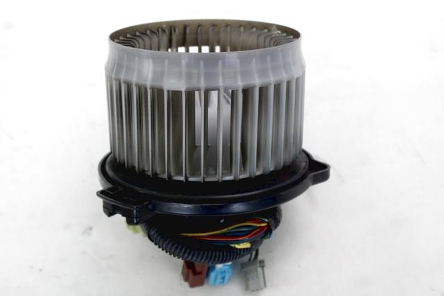 VENTILATOR  KABINE  OEM N. 194000-0821 ORIGINAL REZERVNI DEL HONDA JAZZ GD GE3 GE2 MK2 (2002 - 2008) GD1 GD5 GD GE3 GE2 GE GP GG GD6 GD8 BENZINA LETNIK 2005
