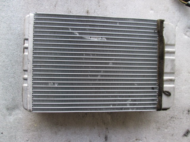 GRELEC RADIATORJA OEM N. 2038300161 ORIGINAL REZERVNI DEL MERCEDES CLASSE SL R230 (2001 - 2008) BENZINA LETNIK 2001