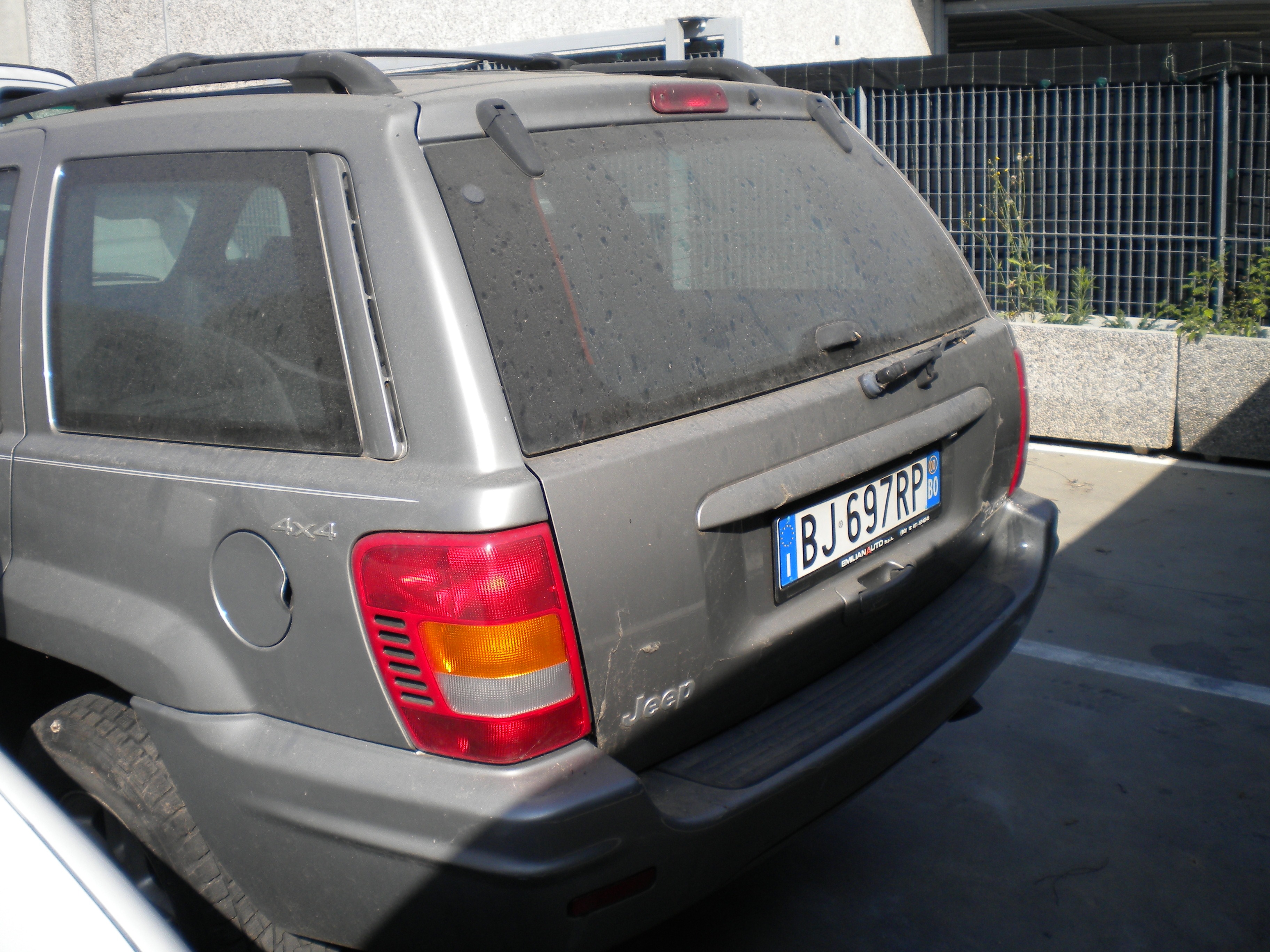 JEEP GRAN CHEROKEE 3.1 D 103KW AUT 5P (2000) RICAMBI IN MAGAZZINO 