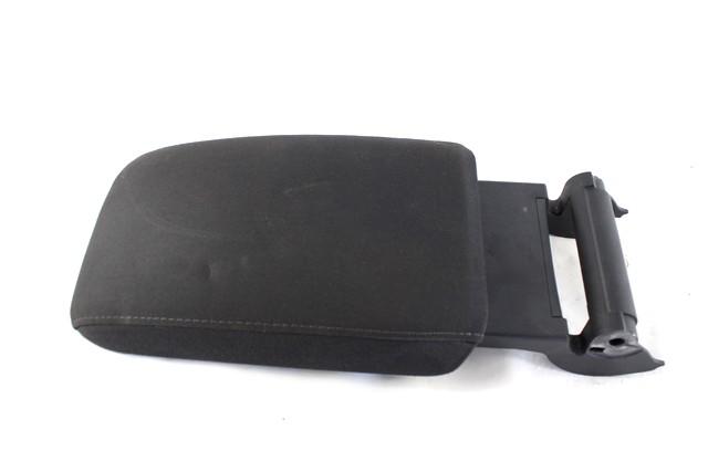 SREDINSKA KONZOLA OEM N. 1K0864207E ORIGINAL REZERVNI DEL VOLKSWAGEN GOLF VI 5K1 517 AJ5 MK6 (2008-2012) DIESEL LETNIK 2011
