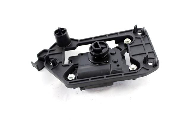 MOTORCEK OGREVANJA OEM N. A.211.012.00 ORIGINAL REZERVNI DEL ALFA ROMEO MITO 955 (2008 - 2018) BENZINA LETNIK 2010