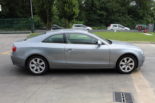 AUDI A5 RHD 2.7 D 140KW AUT 3P (2008) RICAMBIO USATO 