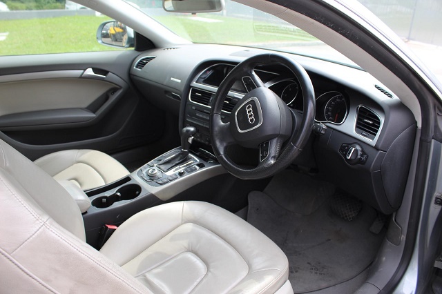 AUDI A5 RHD 2.7 D 140KW AUT 3P (2008) RICAMBIO USATO 