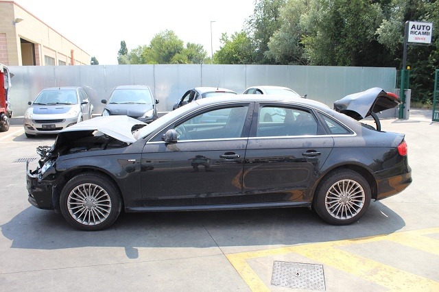 AUDI A4 8K2 2.0 D 88KW 4P 6M (2015) RICAMBI IN MAGAZZINO