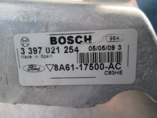 MOTORCEK PREDNJIH BRISALCEV OEM N. 390241548 ORIGINAL REZERVNI DEL FORD FIESTA CB1 CNN MK6 (09/2008 - 11/2012) DIESEL LETNIK 2009