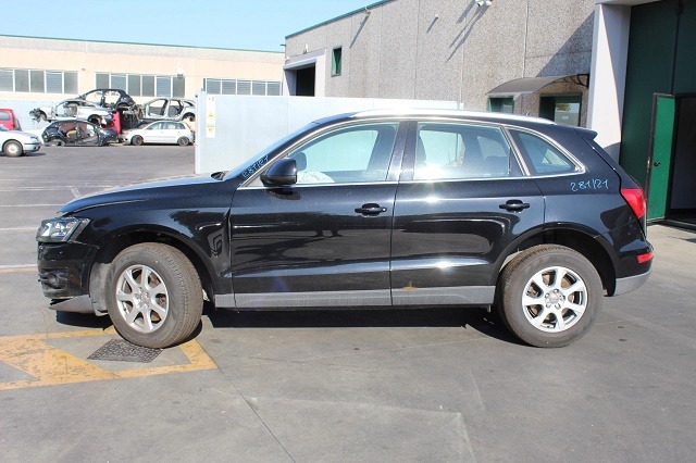 AUDI Q5 3.0 D 4X4 176KW AUT 5P (2011) RICAMBI IN MAGAZZINO