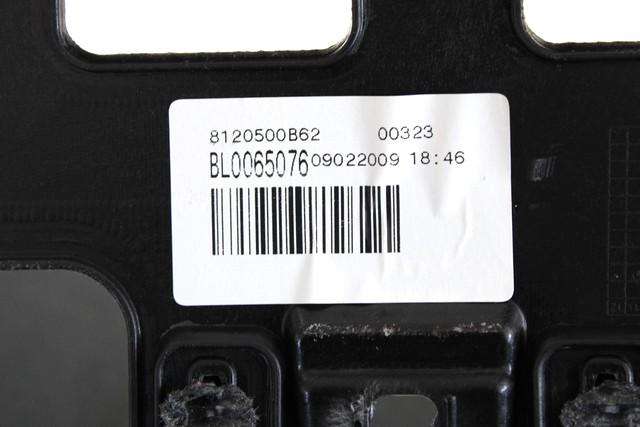 ARMATURNA PLOSCA OEM N. 681000022R ORIGINAL REZERVNI DEL RENAULT MEGANE MK3 BZ0/1 B3 DZ0/1 KZ0/1 BER/SPORTOUR/ESTATE (2009 - 2015) DIESEL LETNIK 2009