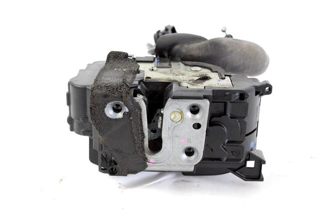 CENTRALNA KLJUCAVNICA ZADJIH LEVIH VRAT OEM N. 825030574R ORIGINAL REZERVNI DEL RENAULT MEGANE MK3 BZ0/1 B3 DZ0/1 KZ0/1 BER/SPORTOUR/ESTATE (2009 - 2015) DIESEL LETNIK 2011