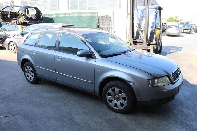 AUDI A4 SW 1.9 D 96KW 6M 5P (2003) RICAMBI IN MAGAZZINO