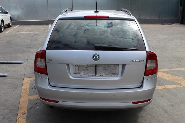 SKODA OCTAVIA SW 1.6 D 77KW 6M 5P (2009) RICAMBI IN MAGAZZINO