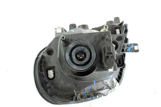 SPREDNJI DESNI ZAROMETI OEM N. 8200701356 ORIGINAL REZERVNI DEL RENAULT TRAFIC JL FL EL MK2 (2001 - 2014) DIESEL LETNIK 2007