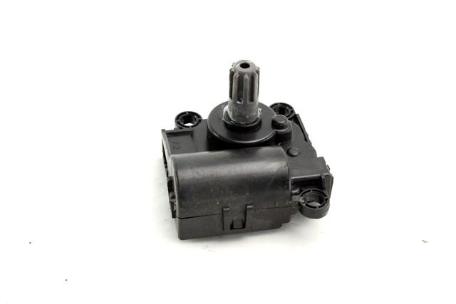 MOTORCEK OGREVANJA OEM N. D332-ATBAA02 ORIGINAL REZERVNI DEL HYUNDAI I30 GD MK2 (2011 - 2017)BENZINA LETNIK 2013