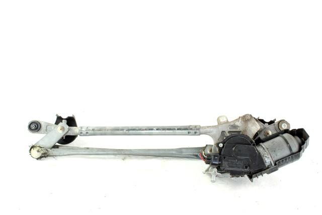 MOTORCEK PREDNJIH BRISALCEV OEM N. 85110-42150 ORIGINAL REZERVNI DEL TOYOTA RAV 4 A3 MK3 (2006 - 03/2009) DIESEL LETNIK 2006