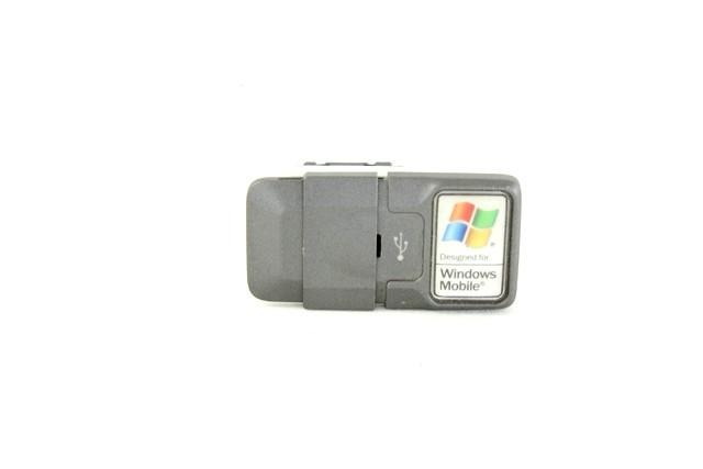 USB / AUX OEM N. 735496624 ORIGINAL REZERVNI DEL LANCIA DELTA 844 MK3 (2008 - 2014) DIESEL LETNIK 2009