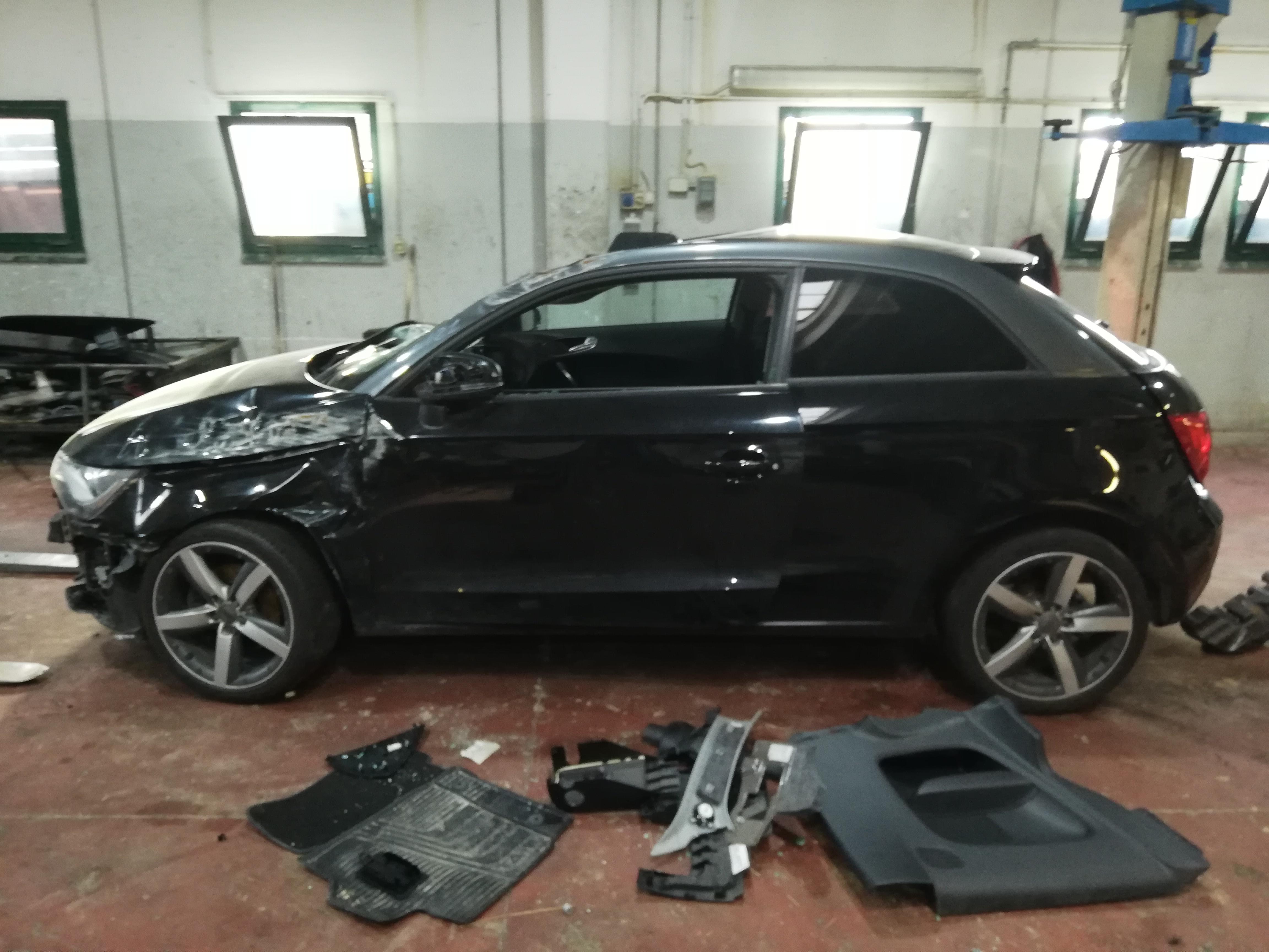 AUDI A1 1.6 D 77KW 5M 3P (2014) RICAMBI IN MAGAZZINO