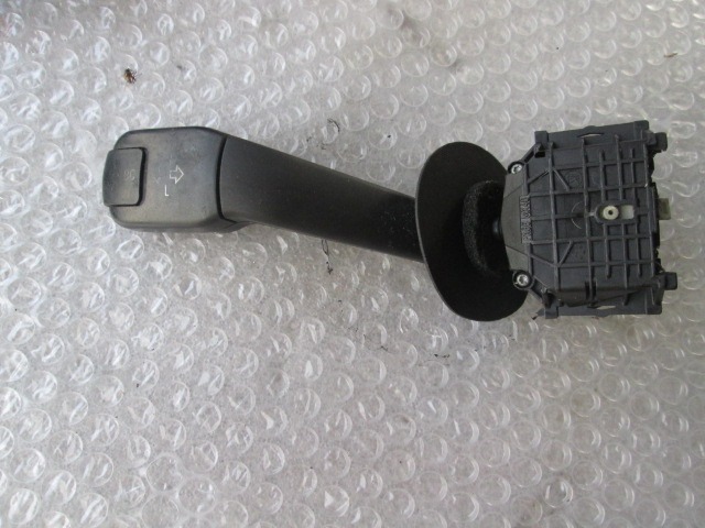 OBVOLANSKO STIKALO OEM N. 61318352014 ORIGINAL REZERVNI DEL BMW SERIE 5 E39 BER/SW (1995 - 08/2000) DIESEL LETNIK 1997