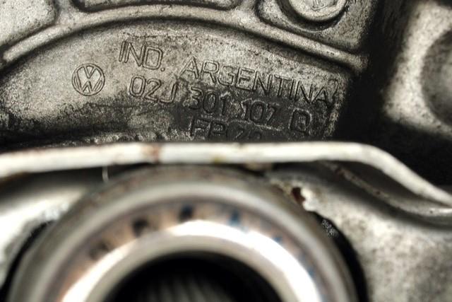 ROCNI MENJALNIK OEM N. 02J301107Q CAMBIO MECCANICO ORIGINAL REZERVNI DEL SEAT IBIZA 6J5 6P1 MK4 BER/SW (2008 - 2012)DIESEL LETNIK 2010