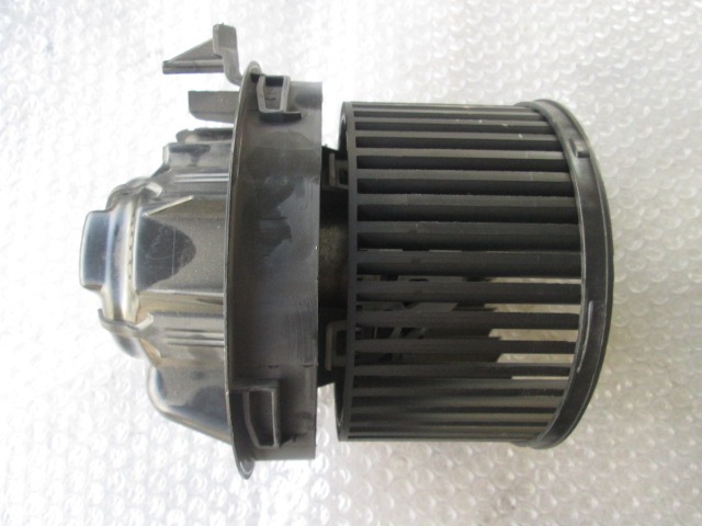 VENTILATOR  KABINE  OEM N. 6441V5 ORIGINAL REZERVNI DEL PEUGEOT 207 / 207 CC WA WC WD WK (2006 - 05/2009) DIESEL LETNIK 2007