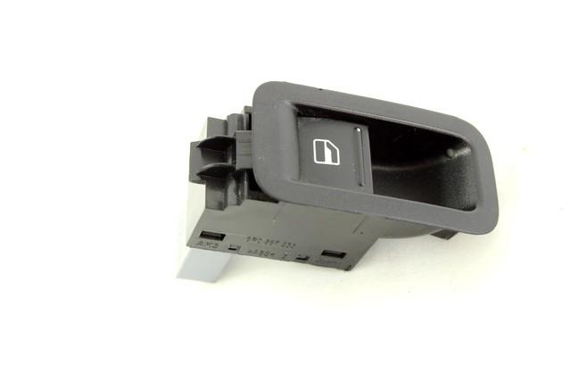 ZADNJE STIKALO OEM N. 7L6959855B ORIGINAL REZERVNI DEL VOLKSWAGEN POLO 6R1 6C1 (06/2009 - 02/2014) BENZINA LETNIK 2012