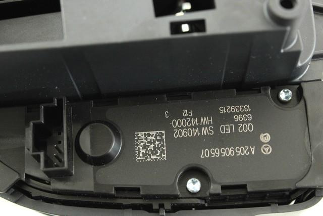 NADZOR RADIA / PLOSCA OEM N. 106289 COMANDI RADIO / PAD ORIGINAL REZERVNI DEL MERCEDES CLASSE C W205 C205 BER/SW (DAL 2014)DIESEL LETNIK 2017