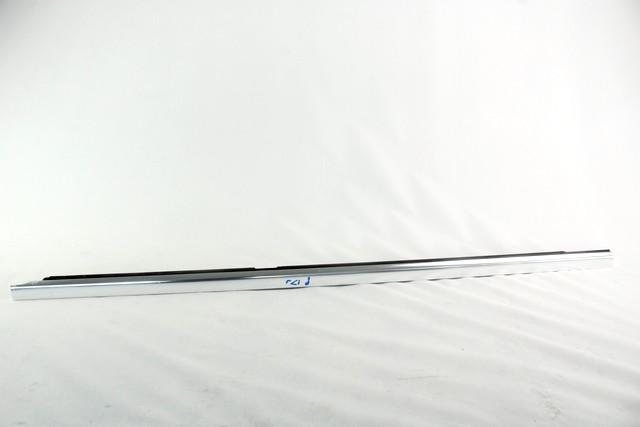 PROFILI BOCNEGA STEKLA  OEM N. A2057305000 ORIGINAL REZERVNI DEL MERCEDES CLASSE C W205 C205 BER/SW (DAL 2014)DIESEL LETNIK 2017