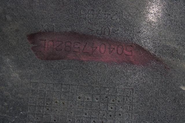 DRUGI ZUNANJI DODATKI OEM N. 504047582 ORIGINAL REZERVNI DEL IVECO STRALIS MK1 (2002 - 2007)DIESEL LETNIK 2002