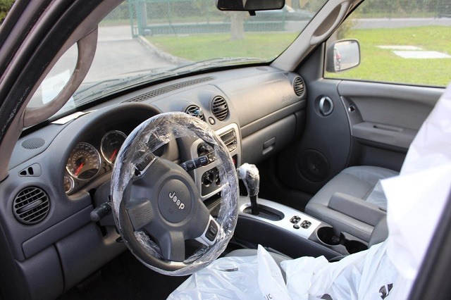 JEEP CHEROKEE 2.8 D 4X4 120KW AUT 5P (2005) RICAMBIO USATO 