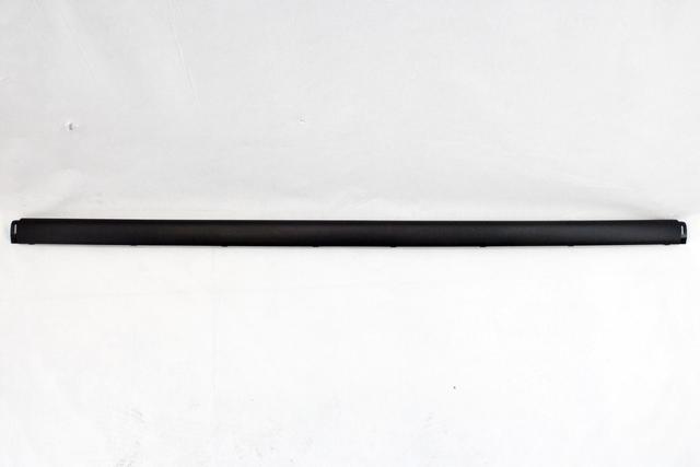 MOUNTING DELI ODBIJAC ZADNJI OEM N. 51128195317 ORIGINAL REZERVNI DEL BMW SERIE 3 E46 BER/SW/COUPE/CABRIO LCI R (2002 - 2005) DIESEL LETNIK 2004