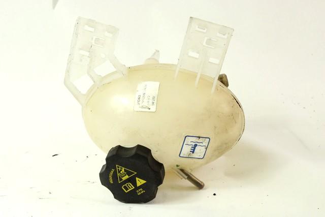 HLADILNA VODA ZA RADIJATORJE OEM N. 52052767 ORIGINAL REZERVNI DEL FIAT 500X 334 (DAL 2014)DIESEL LETNIK 2017